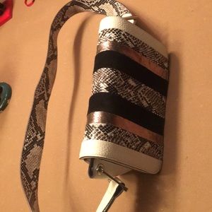 Genuine leather and snakeskin purse